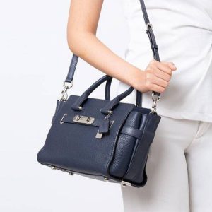 COACH Swagger Medium (27) in Navy Pebble Leather