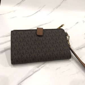 MICHAEL KORS Jet Set Travel Double Zip Wallet Signature Brown