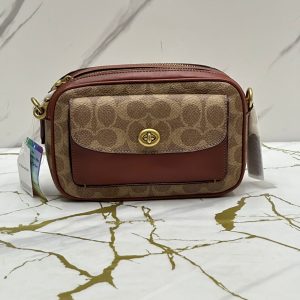 COACH Willow Camera Bag Signature Tan Rust