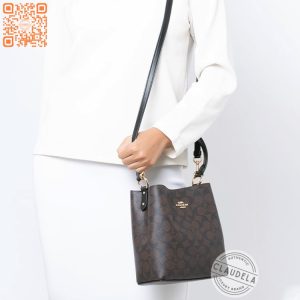 COACH Signature Town Bucket Small in Brown Black