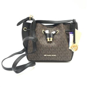 Michael Kors Phoebe Small Bucket in Signature Brown Black