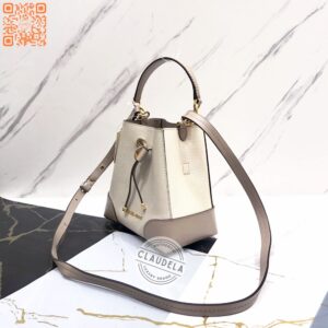 MICHAEL KORS Mercer Gallery Bucket XS (Extra Small) in Colorblock Lite Sand Multi