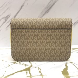 Michael Kors Sloan Editor Flap Messeger in Signature Daffodil