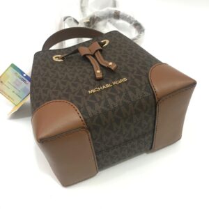 Michael Kors Mercer Bucket Small in Signature Brown