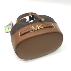 Michael Kors Reed Medium Bucket Messenger in Signature Brown