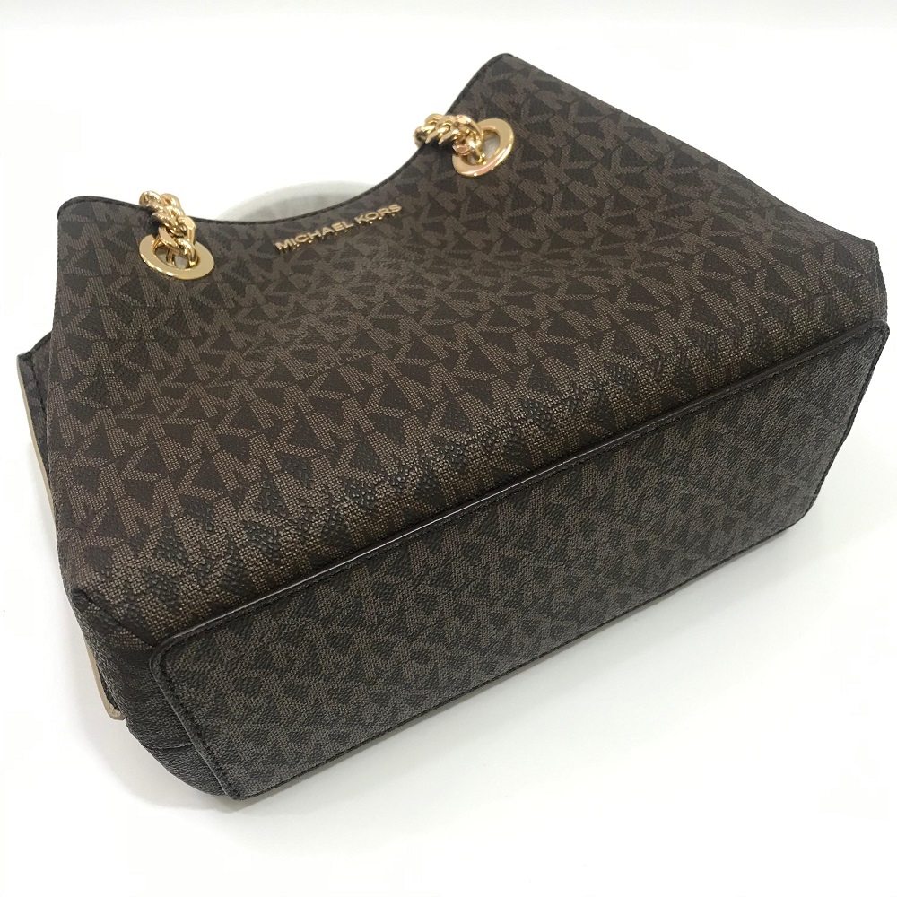 michael_kors_teagan_small_messenger_in_signature_brown_bisque_5.jpeg